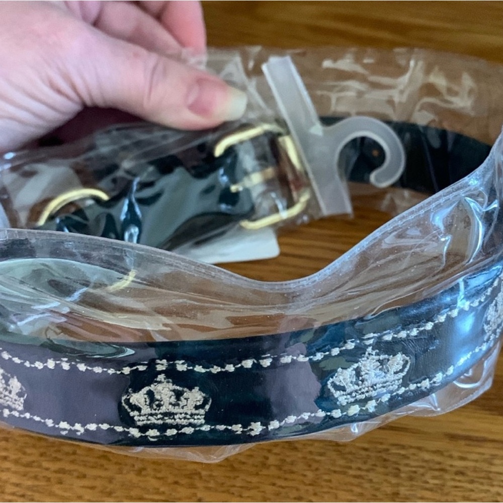 HALO Leather Royal Dog Collar – Crown Design – Size Medium – NWT